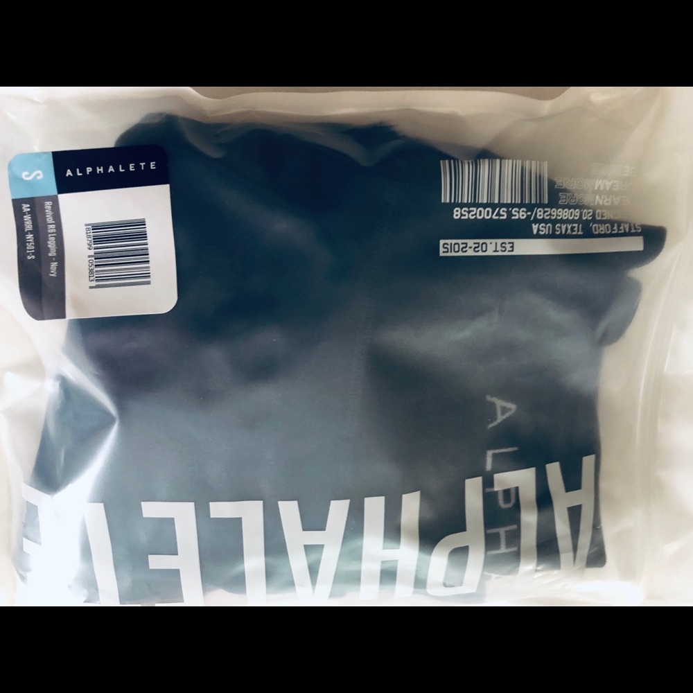 Alphalete R6 Revival leggings